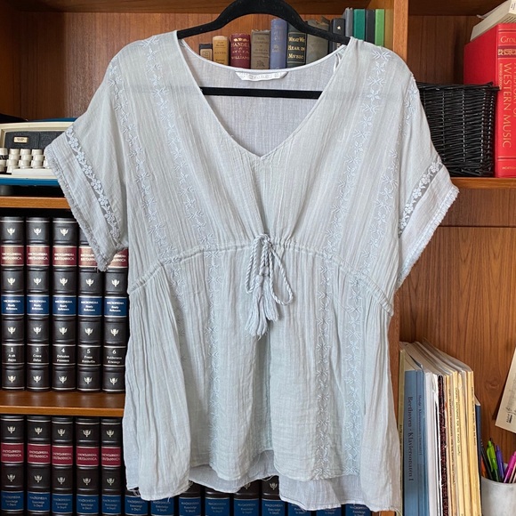 Zara Tops - Zara embroidered light blue blouse